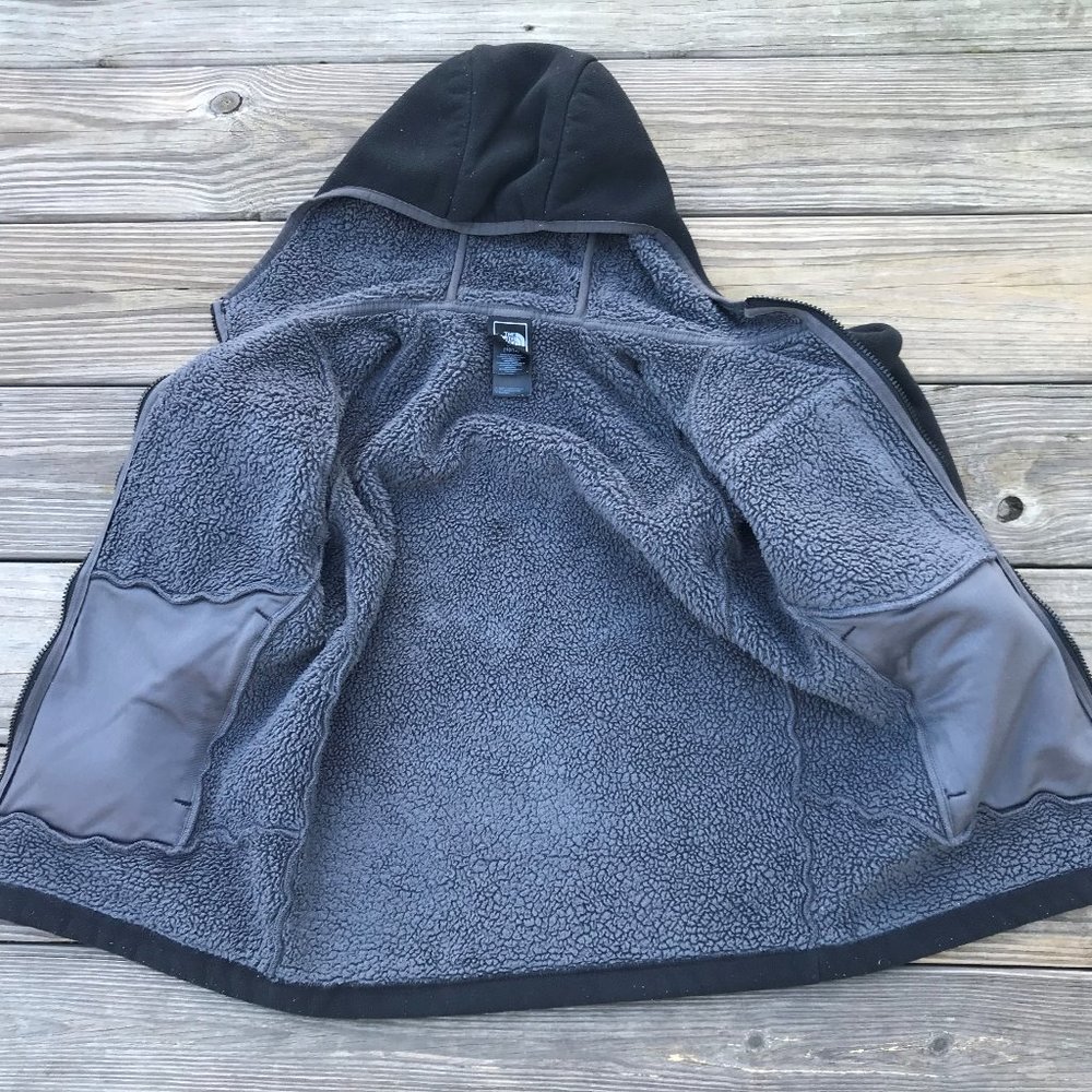 The North Face Kids Boys Jacket Winter Coat Black - Picture 7 of 8
